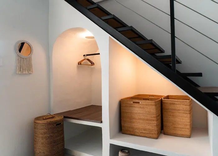Modern Mezzanine Loft In Umalas With Private Pool Сasa de vacaciones