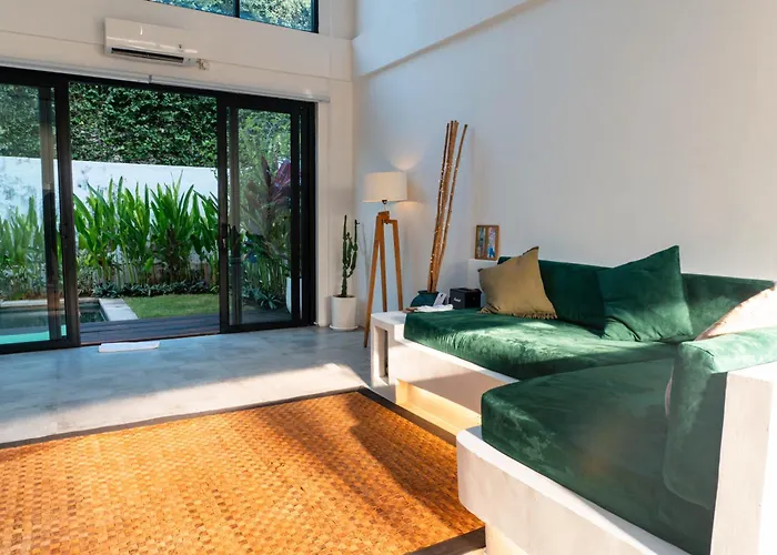 Modern Mezzanine Loft In Umalas With Private Pool Сasa de vacaciones *